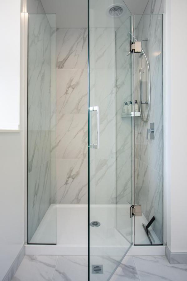 Two Bedroom, Two Bathroom Urban Oasis ไครสต์เชิร์ช ภายนอก รูปภาพ