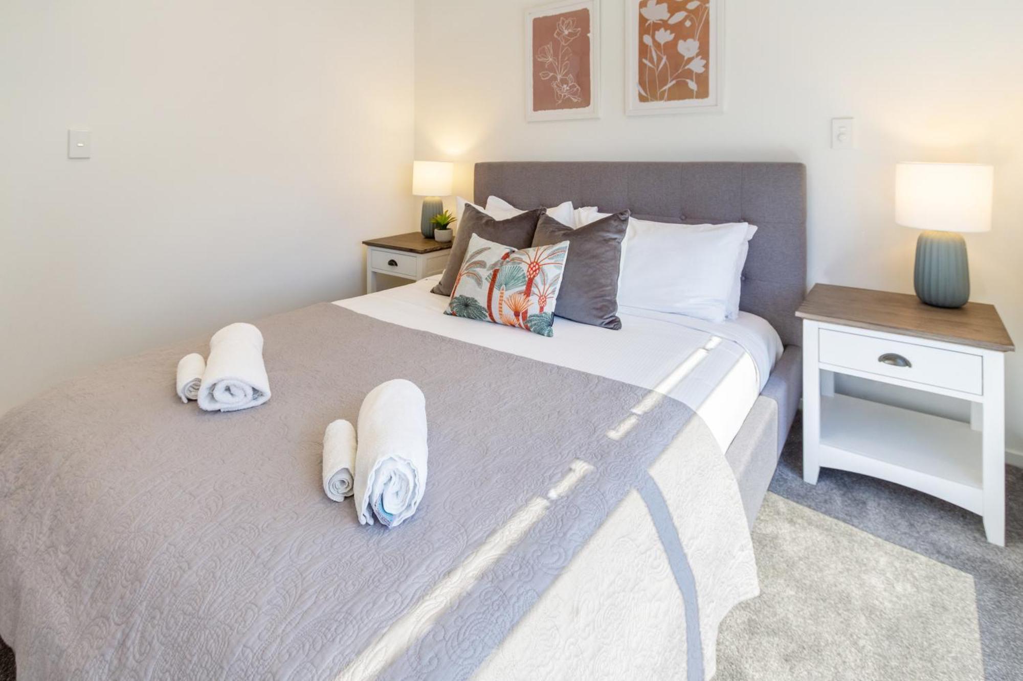 Two Bedroom, Two Bathroom Urban Oasis ไครสต์เชิร์ช ภายนอก รูปภาพ